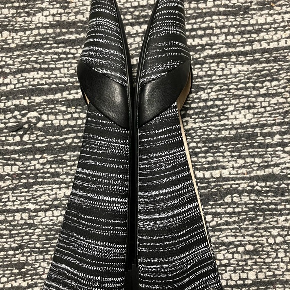Calvin Klein Black and White Pointed Toe Flats - Picture 7 of 10